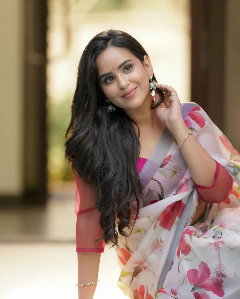 kanmani manoharan 