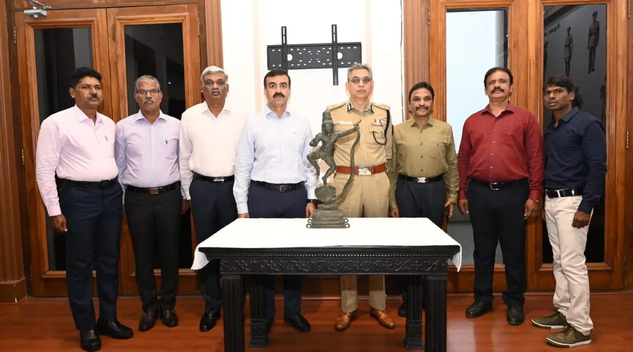 Kaliya Marthana Krishna Idol brought back to TN from USA Tamil News 