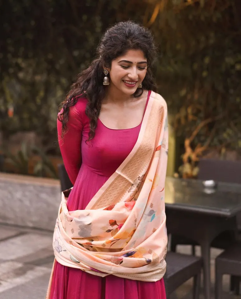 rOSHINI pRAKASH