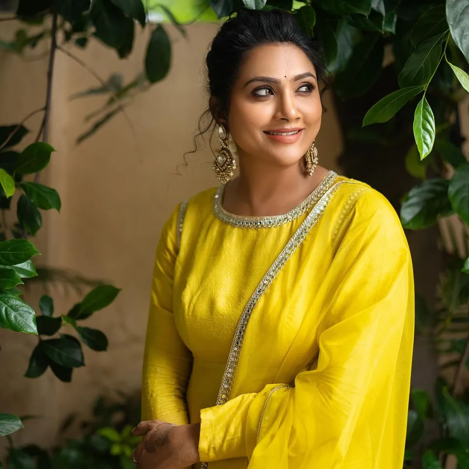 Myna Nanthini Saree