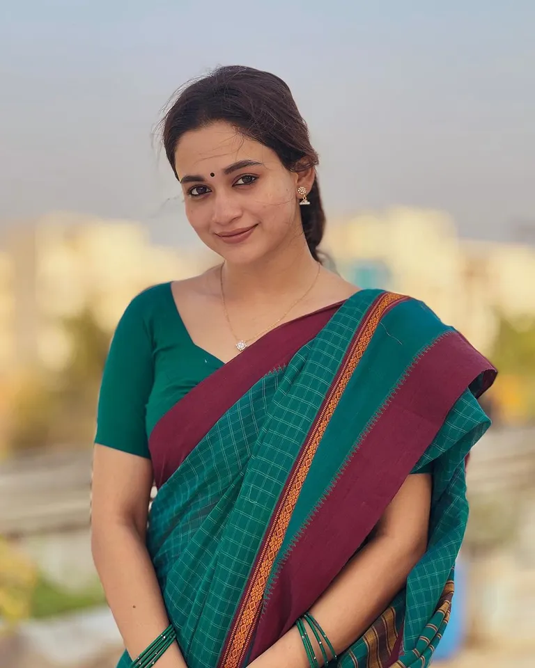 kaavya arivumani instagram 