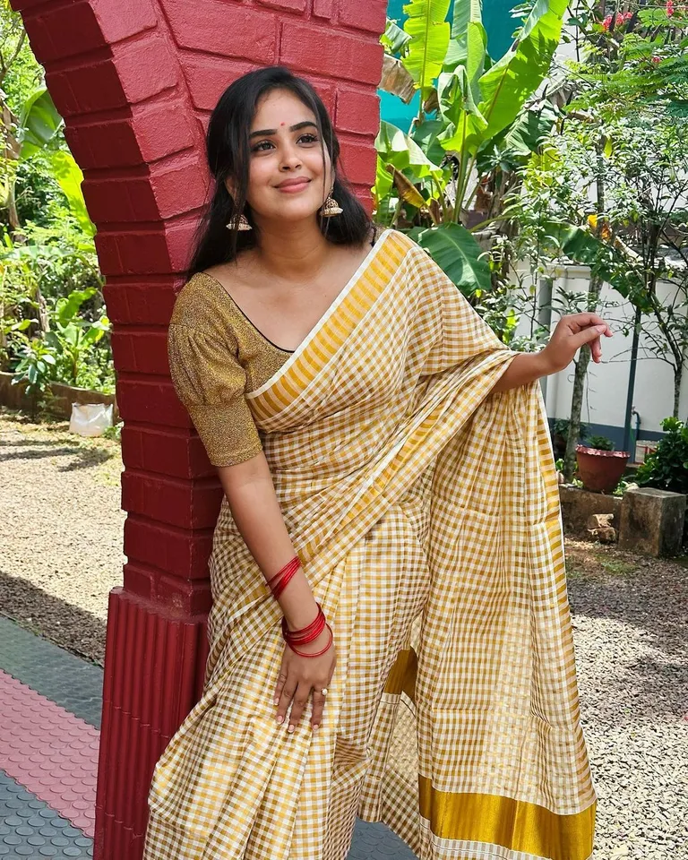 Actress Kanmani Manoharan