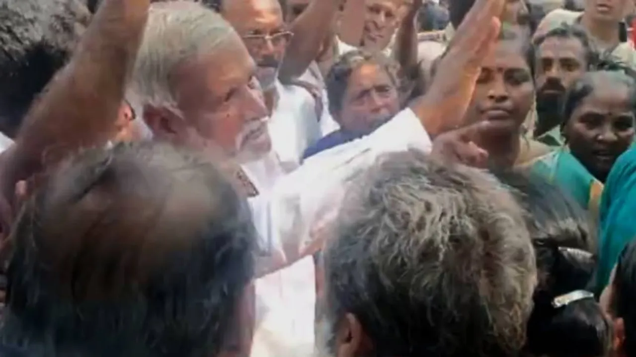 ppl protest Sekar babu