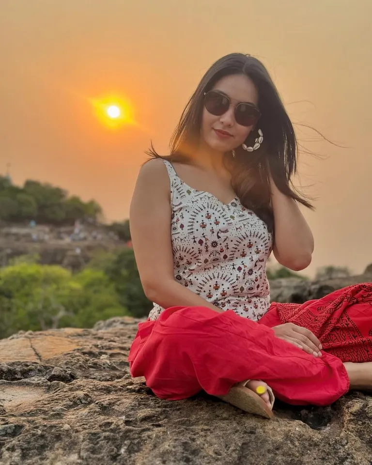 Pavith ra jana