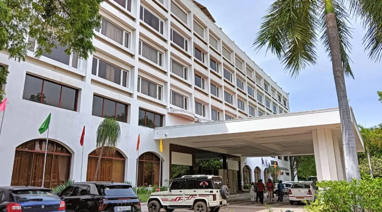 SRM hotel trichy