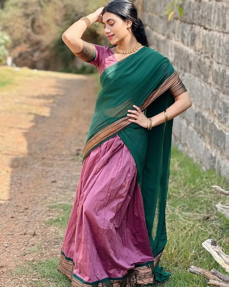 Aishu instagram 