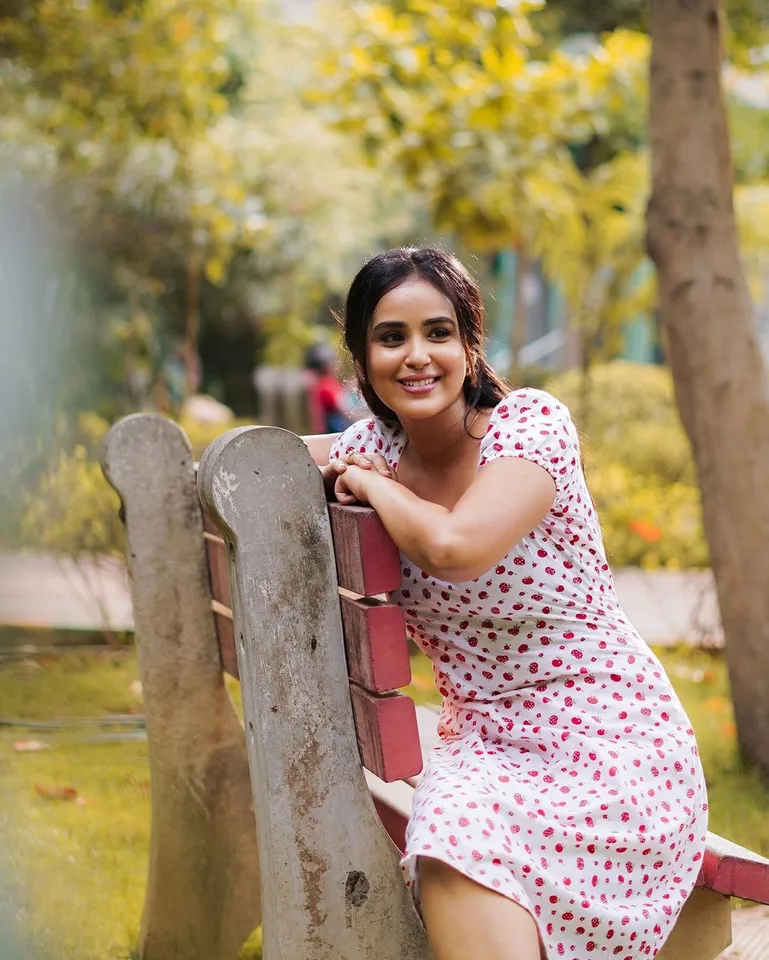 kanmani manoharan 