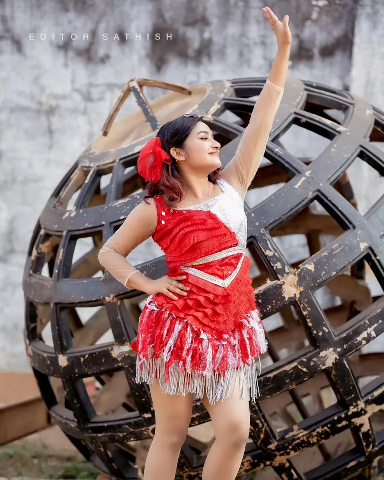Raveena Dhaha Photos