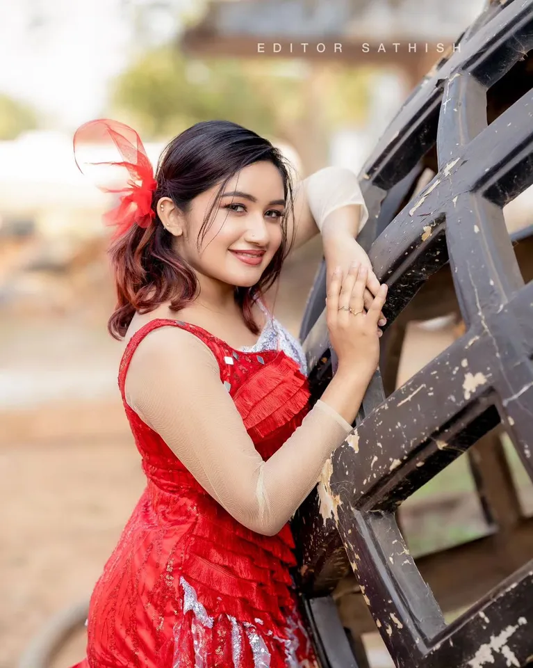 Raveena Dhaha Photos
