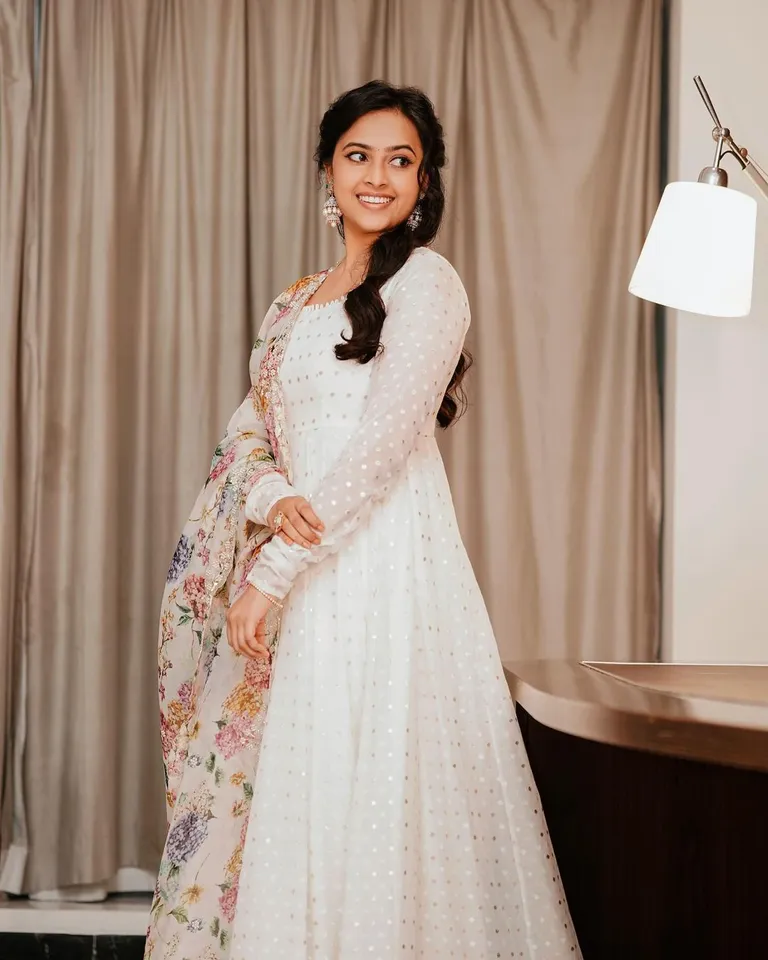 Sridivya 
