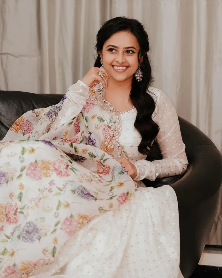 Sridivya 