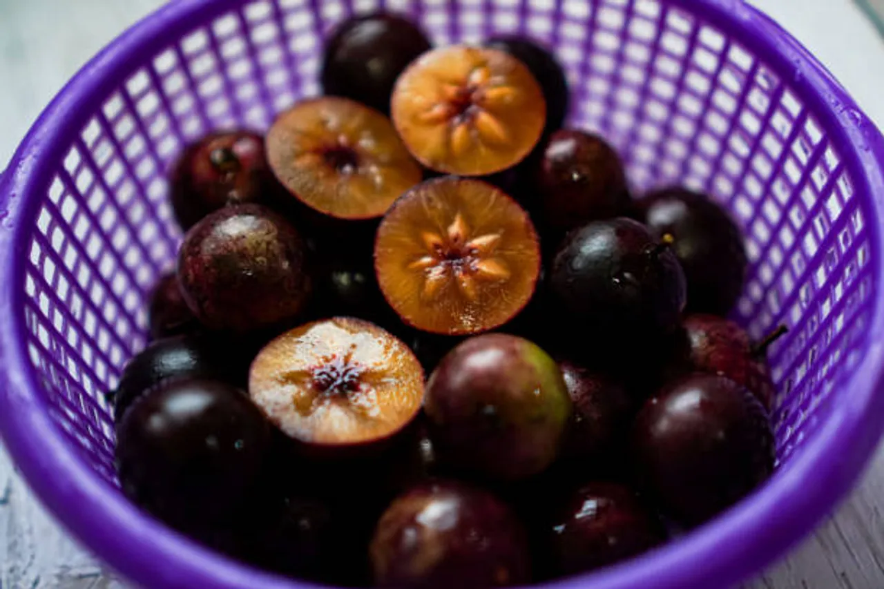 plums