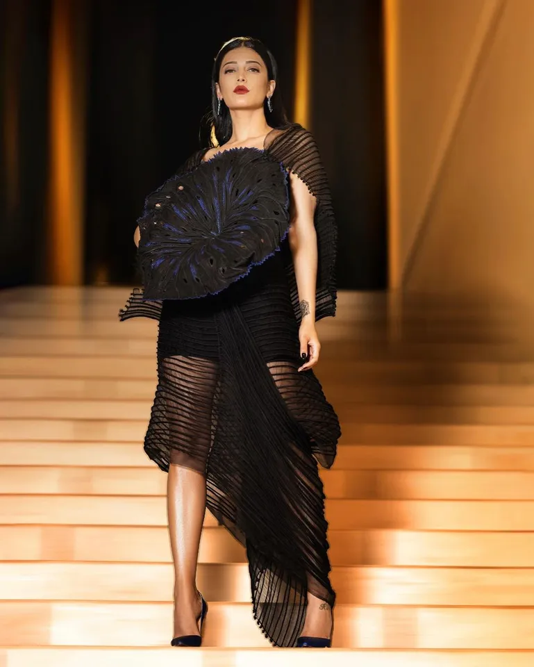 shruti 