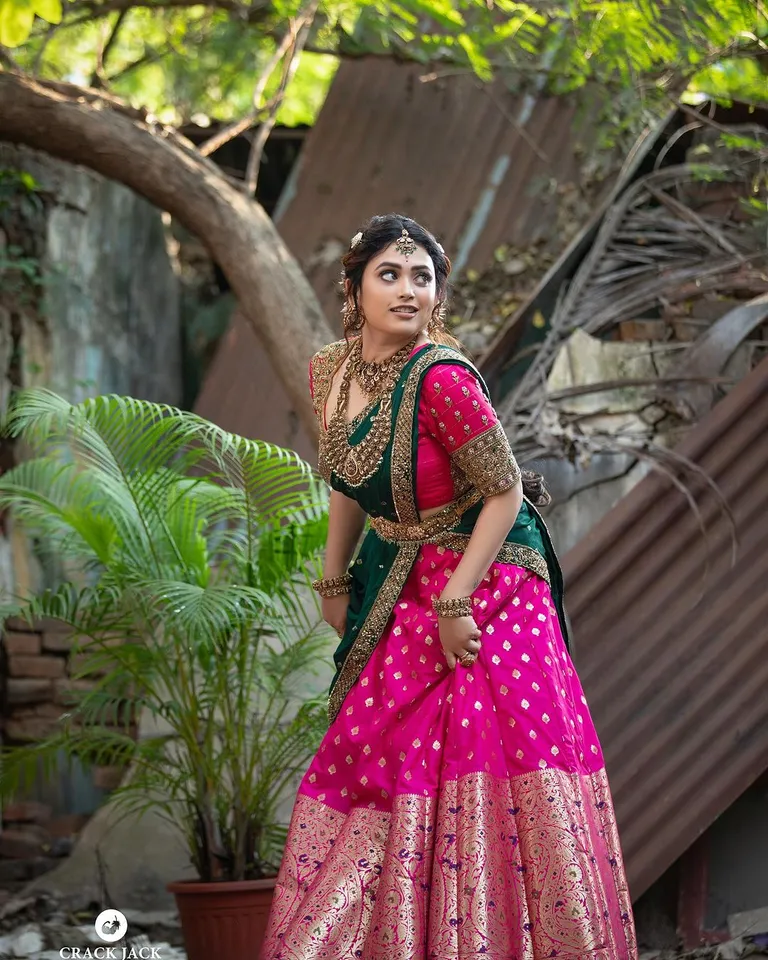 farina azad 