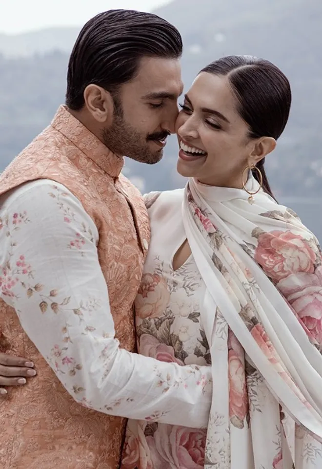 Actress Deepika Padukones pregnant photo is out