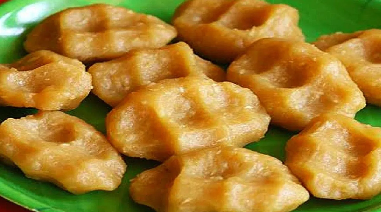 Pidi kozhukattai.jpg