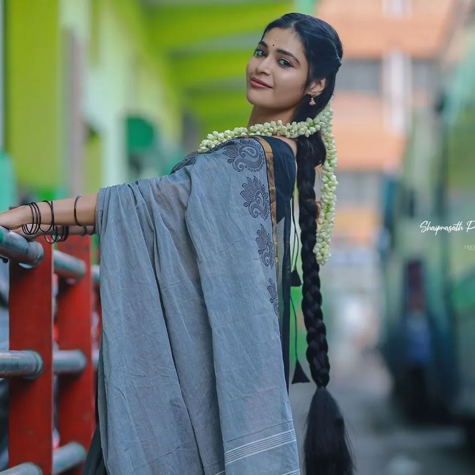 Dharsha Gupta instagram 