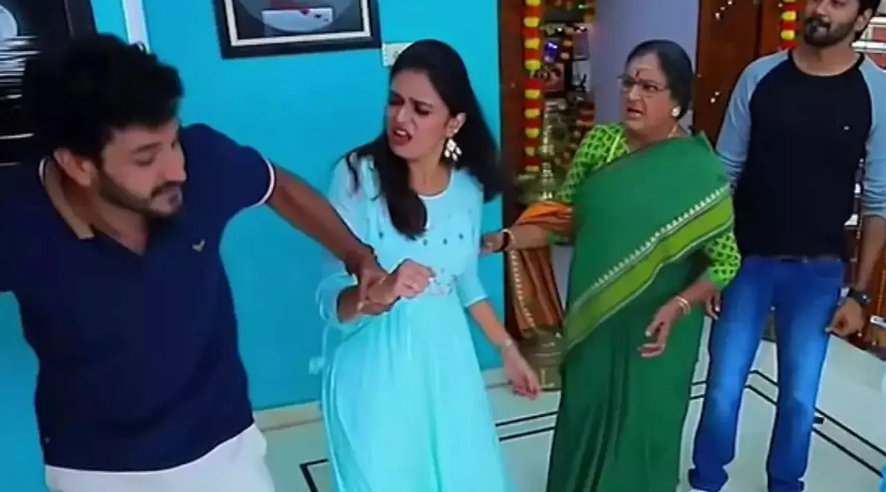 Akshaya V