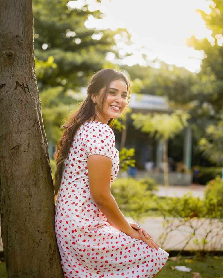 kanmani manoharan 