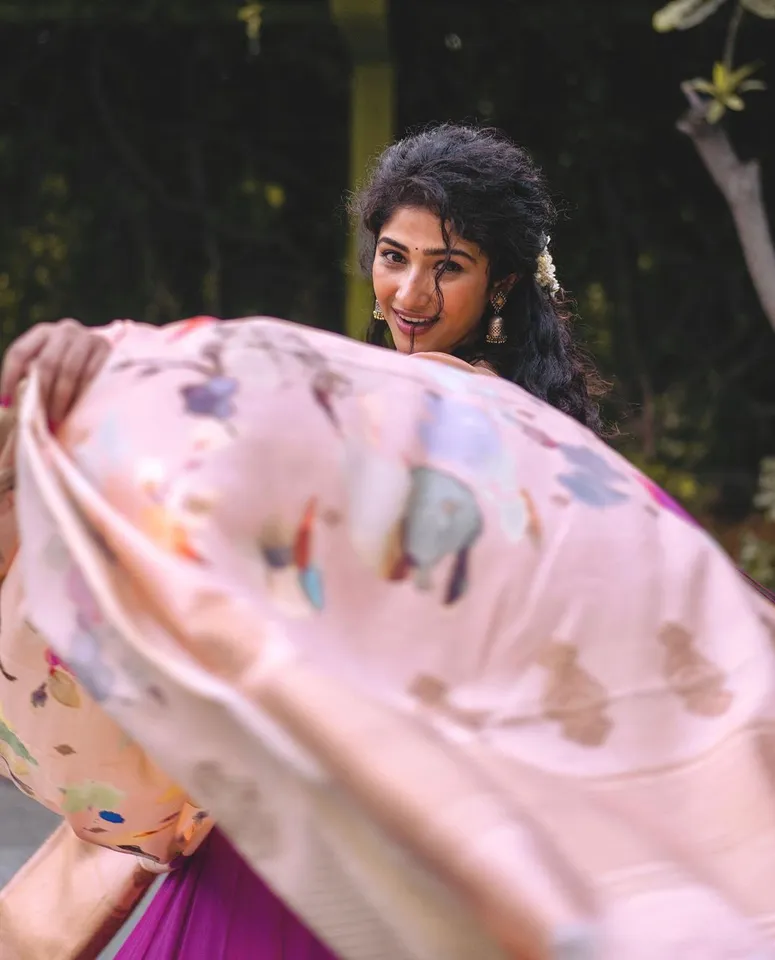 rOSHINI pRAKASH