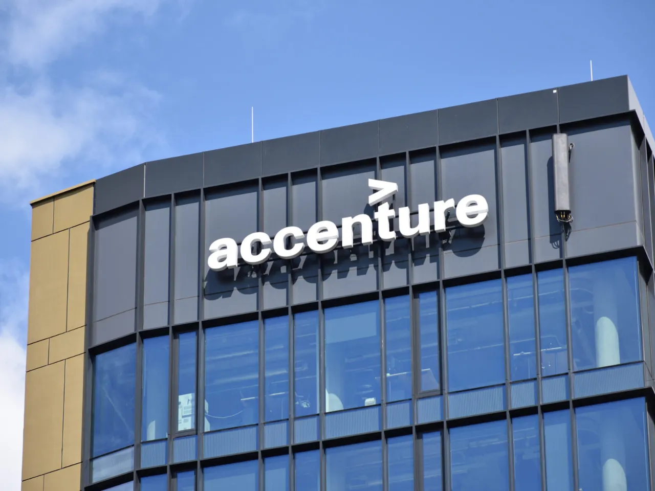 Accenture 
