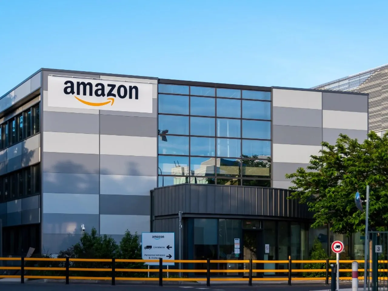 Amazon acquires digital lending firm Axio