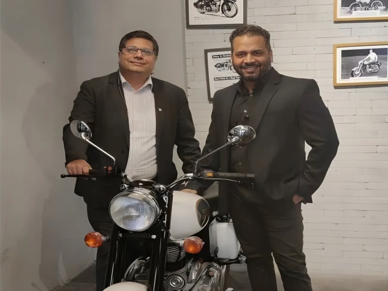  Nitin Chawla and Amit Sharma
