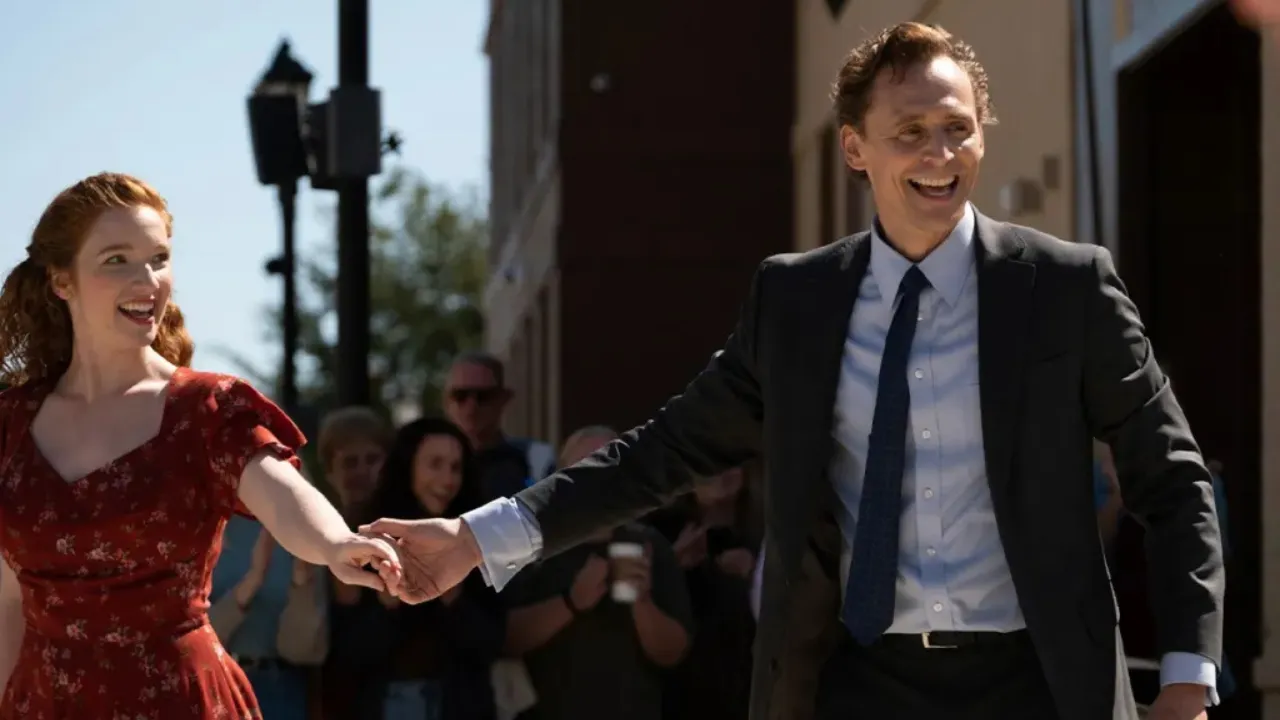 Tom Hiddleston in ‘The Life of Chuck’