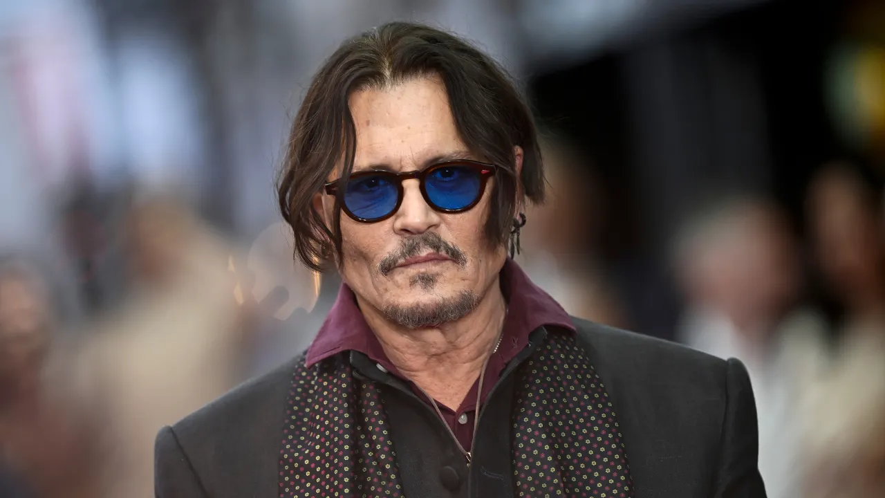Johnny Depp Beams at London Premiere of 'Modi', His First Directorial Film in Over 20 Years