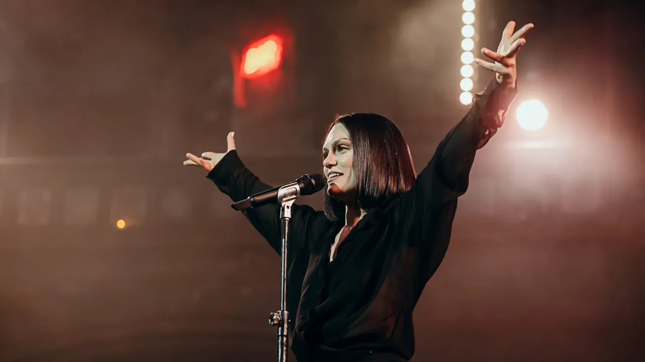 Copy of Jonathan Davino (40)