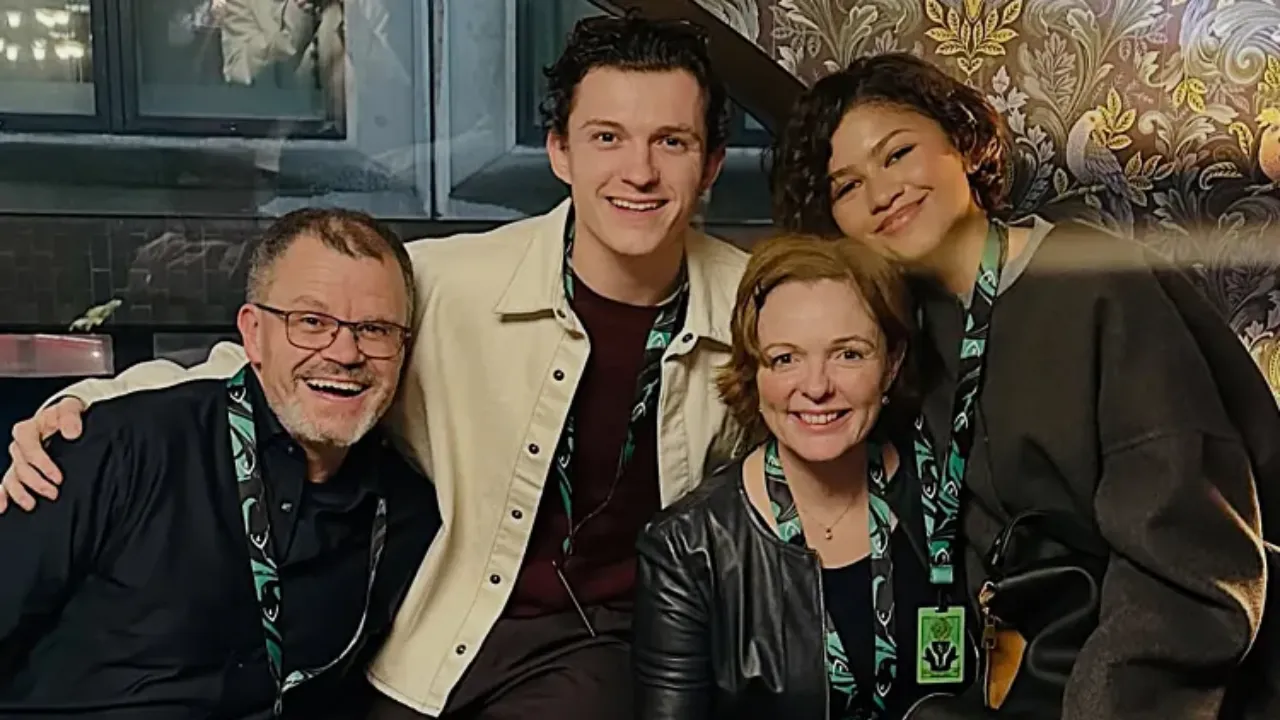 Sam Holland/ Instagram