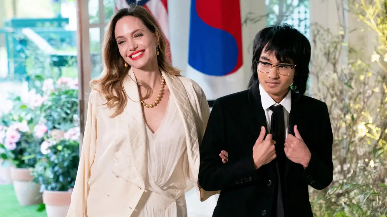 Entertainment Weekly