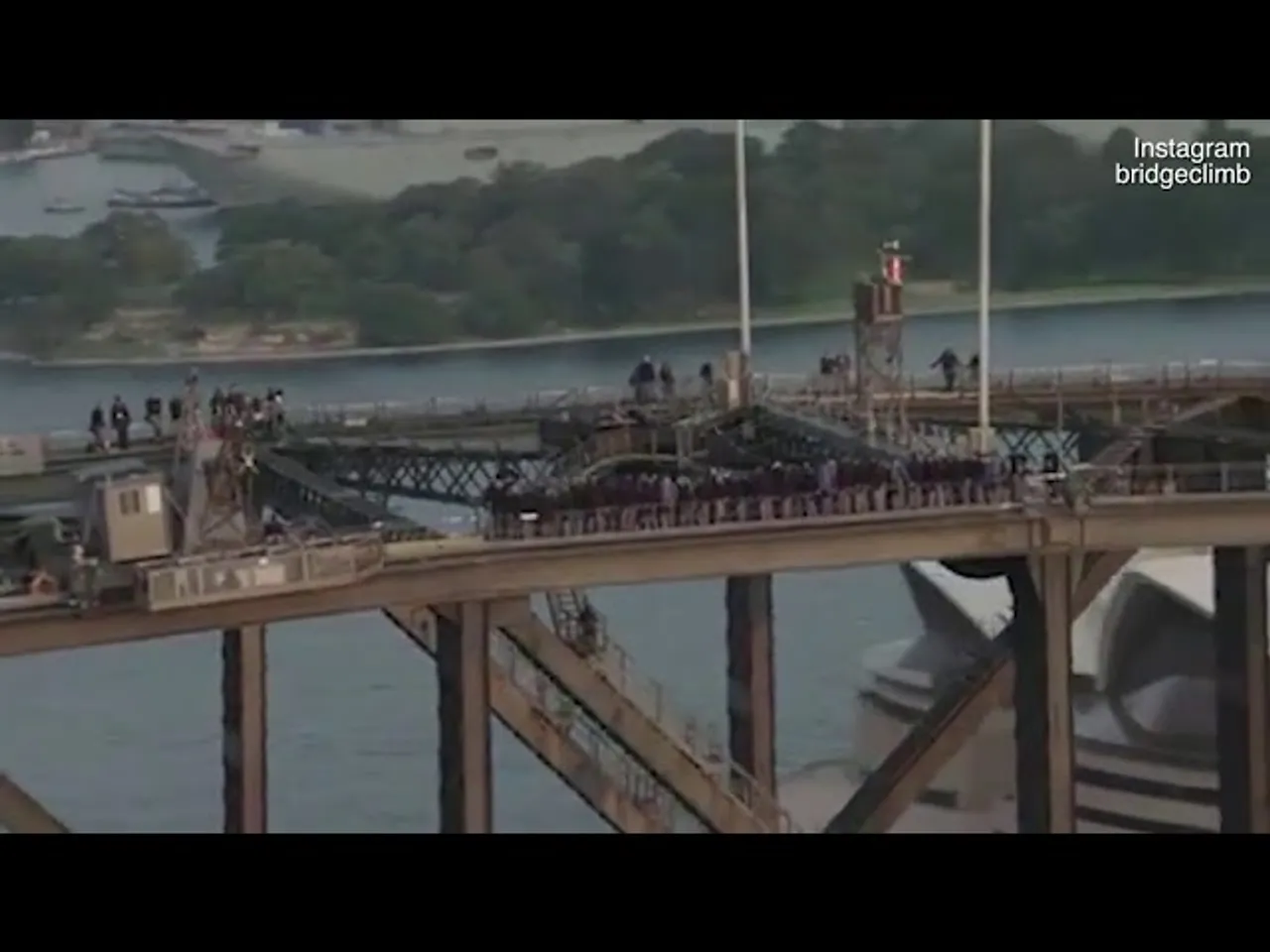 Diplo's (literally) breathing gig at Sydney