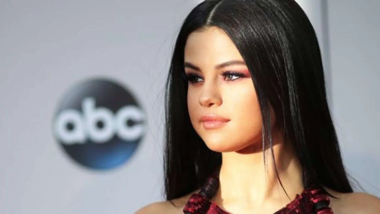 #artistoftheweek Selena Gomez