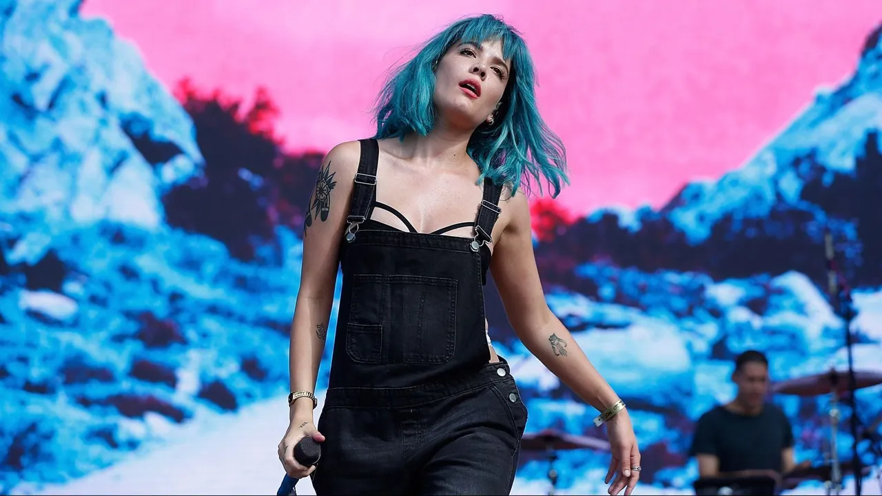 Halsey Pulls out of Singapore Festival performance