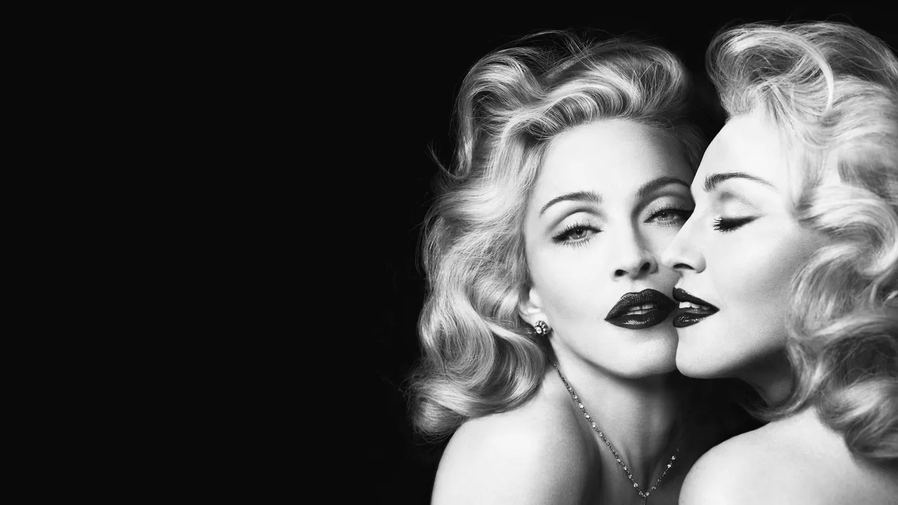 The Queen is never late!