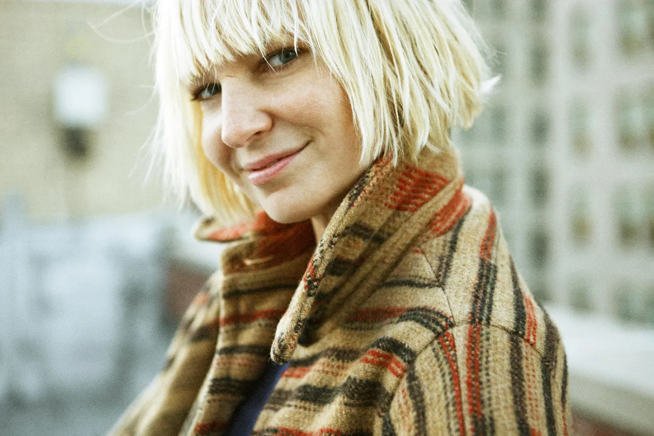 Happy Birthday sia