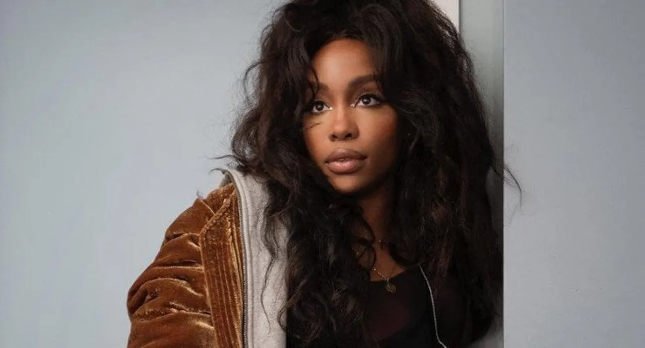 OMG...What Did SZA Just Reveal on Twitter?