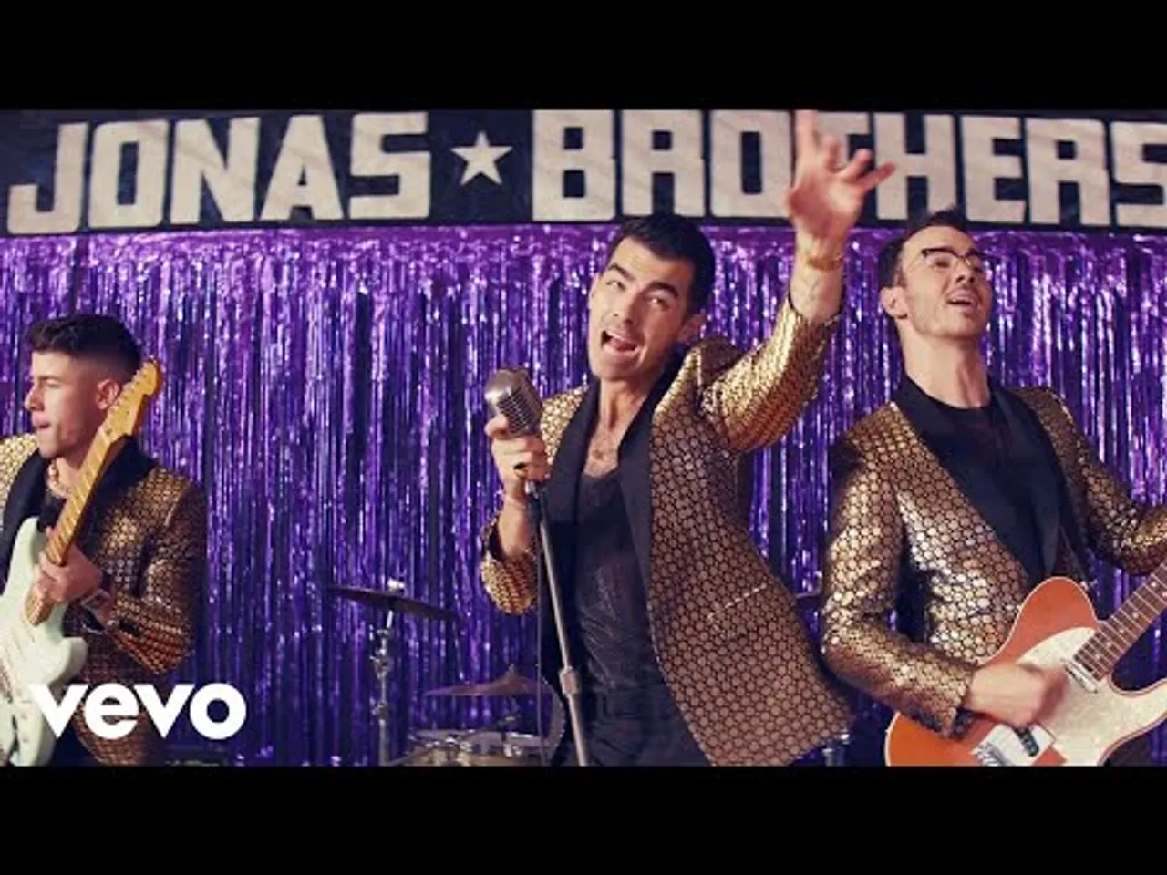 29. WHAT A MAN GOTTA DO- JONAS BROTHERS