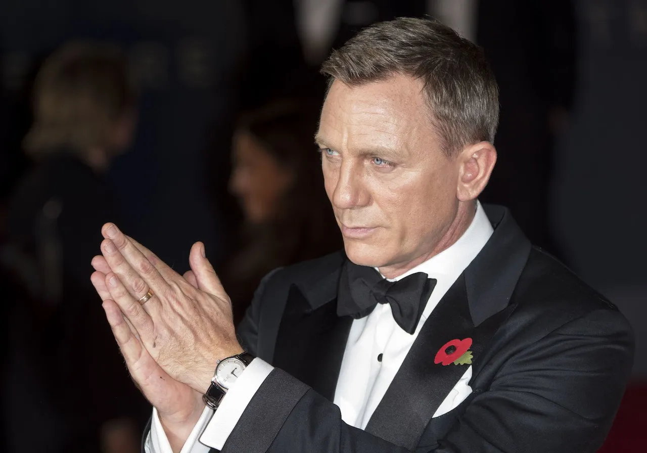 It's Going To Be a  "Bond Weeknd"
