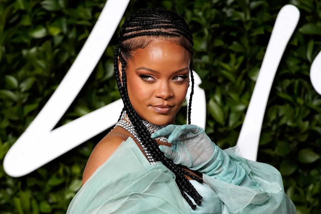 Rihanna Shuts Down Her Brand On BlackOut Tuesday