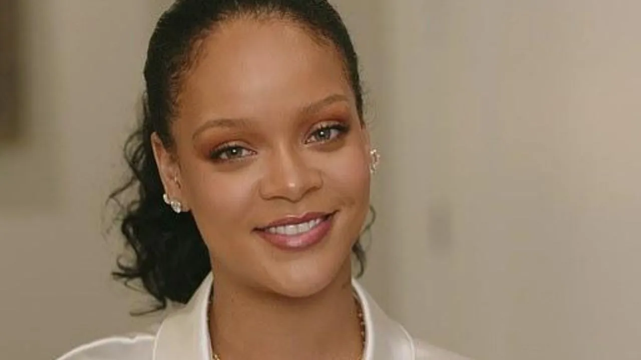 Rihanna Advertises Her Fenty Skin Products