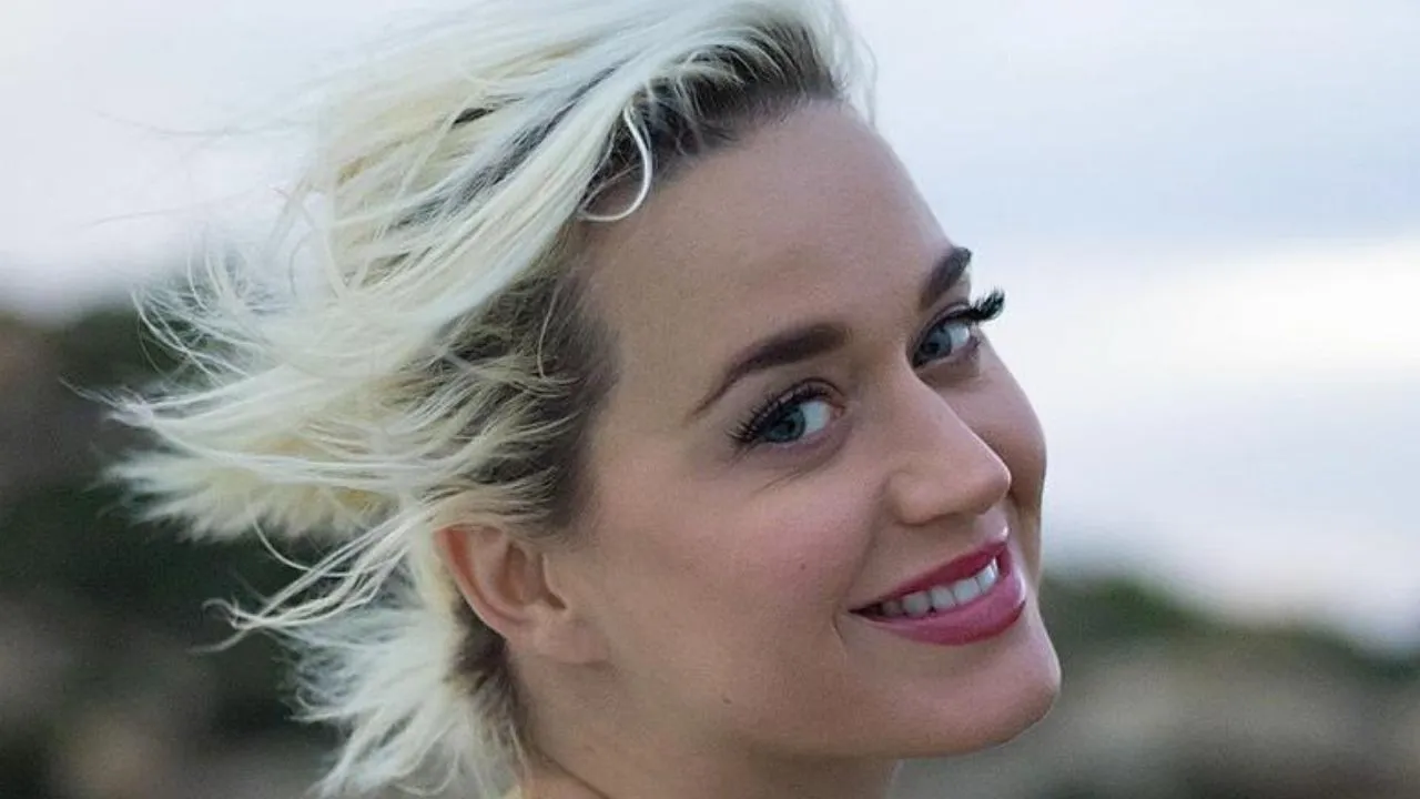 Katy Perry Is Not Holding Back: Reveals Too Much