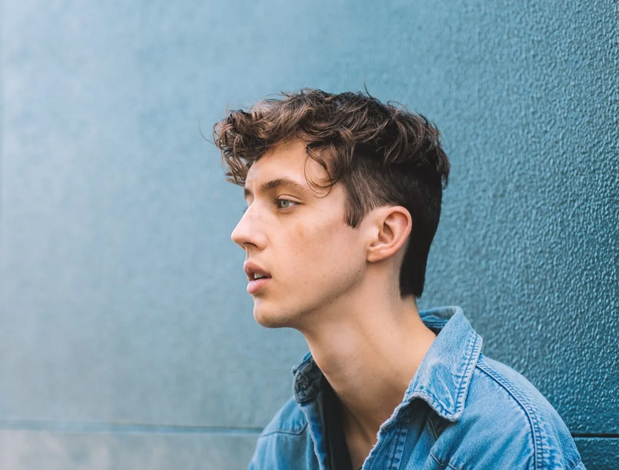 Troye Sivan Travels Back in Time in New 'Easy' Teasers