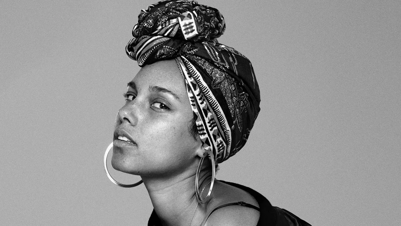10 Times Alicia Keys Was A Natural Beauty
