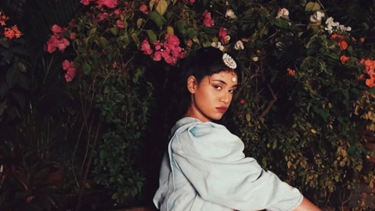 Nikitaa Dips Into The Realm of An All-Consuming Love For 'Universe'