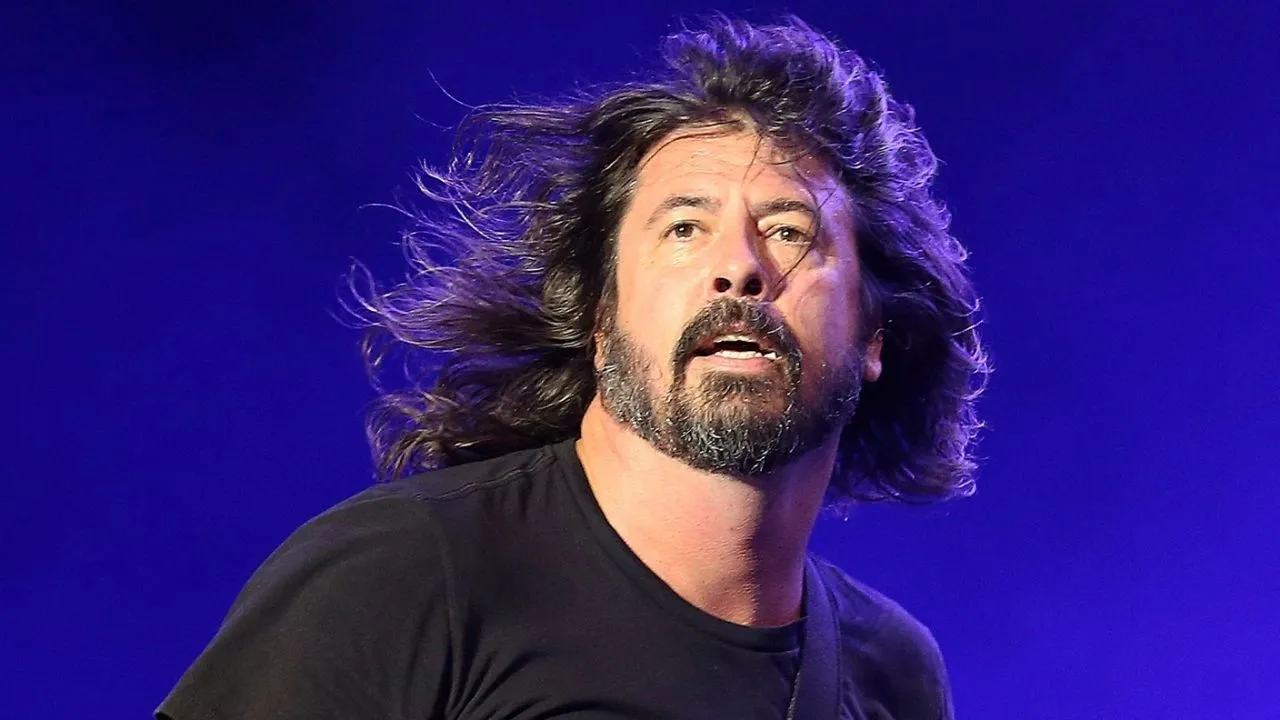 Dave Grohl Still Dreams Of Playing With Nirvana