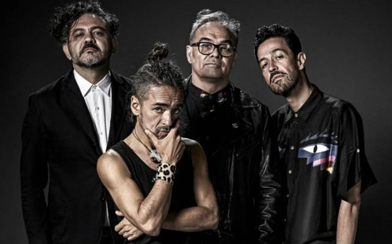 Café Tacvba Closes at Ruido Fest 2021