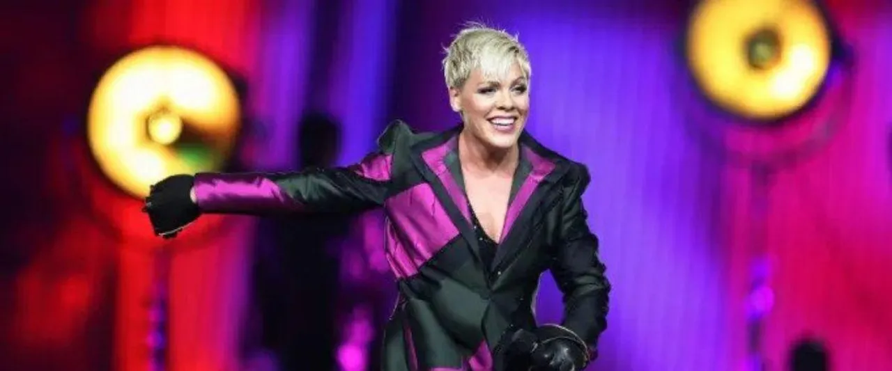 Watch Pink Play Live at The Taylor Hawkins Tribute Concert Alongside The Foo Fighters And Queen
