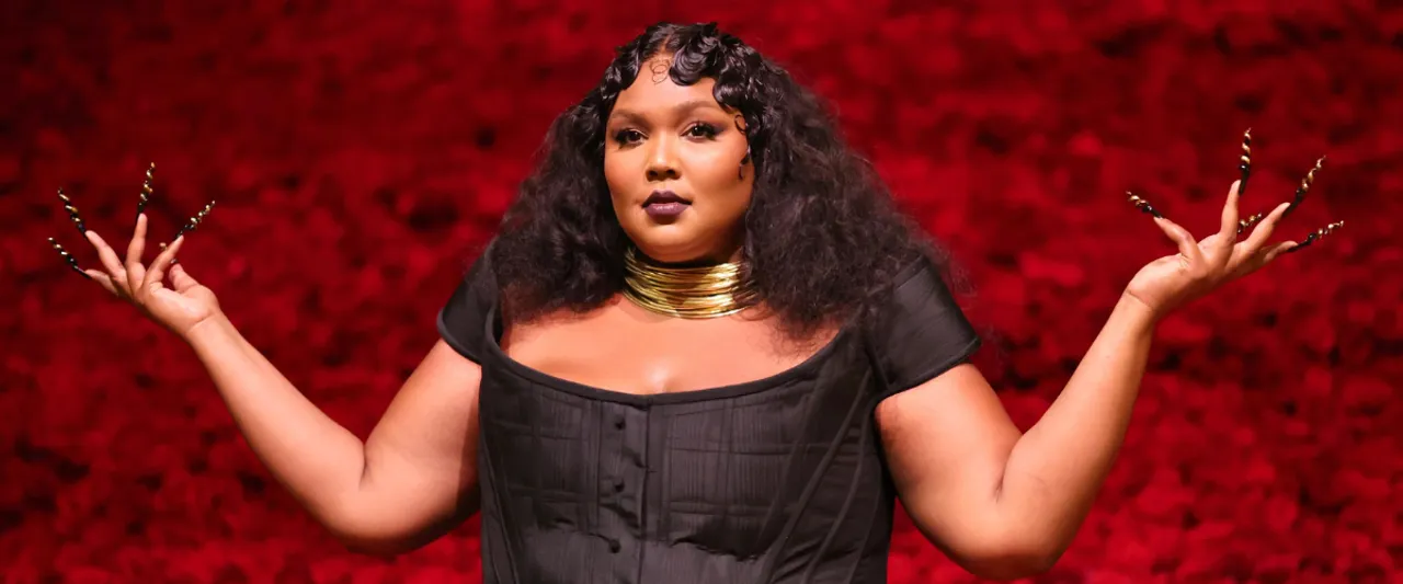 Lizzo Flaunts Her New ‘Wolf Cut’ on TikTok
